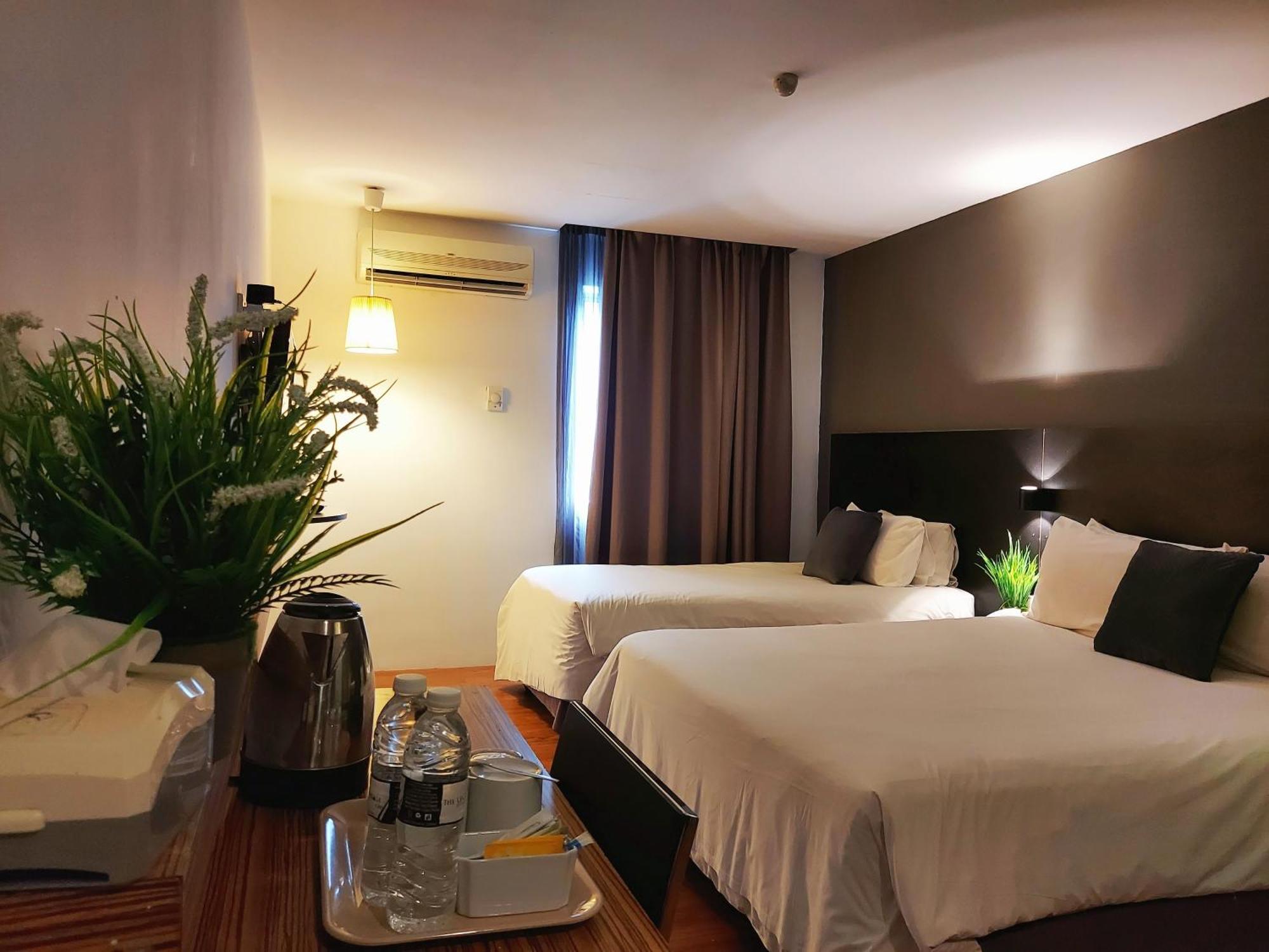 เดอะ เลเวอเรจ บิสิเนส โฮเทล  Hotel อลอร์สตาร์ ภายนอก รูปภาพ