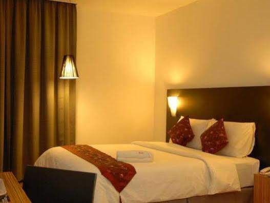 เดอะ เลเวอเรจ บิสิเนส โฮเทล  Hotel อลอร์สตาร์ ภายนอก รูปภาพ